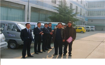 襄垣尹老板與鄭州超前漆共創(chuàng)輝煌！